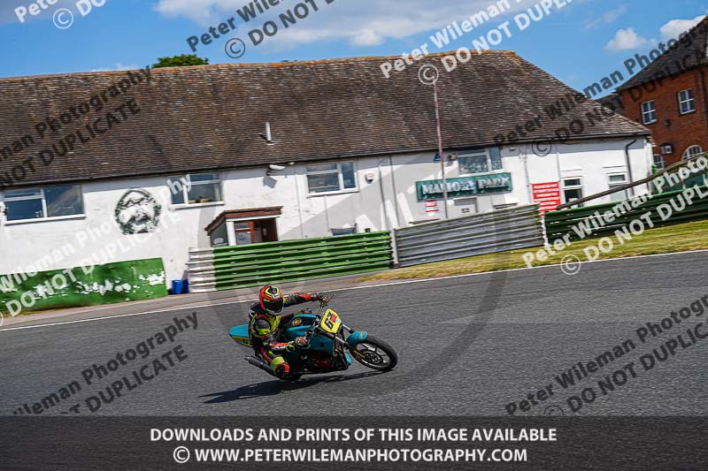 enduro digital images;event digital images;eventdigitalimages;mallory park;mallory park photographs;mallory park trackday;mallory park trackday photographs;no limits trackdays;peter wileman photography;racing digital images;trackday digital images;trackday photos